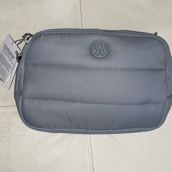 lululemon athletica Handbags - NWT Lululemon  Everywhere Belt Bag Rhino grey Satchel Fanny Pack 2 L WUNDER PUFF